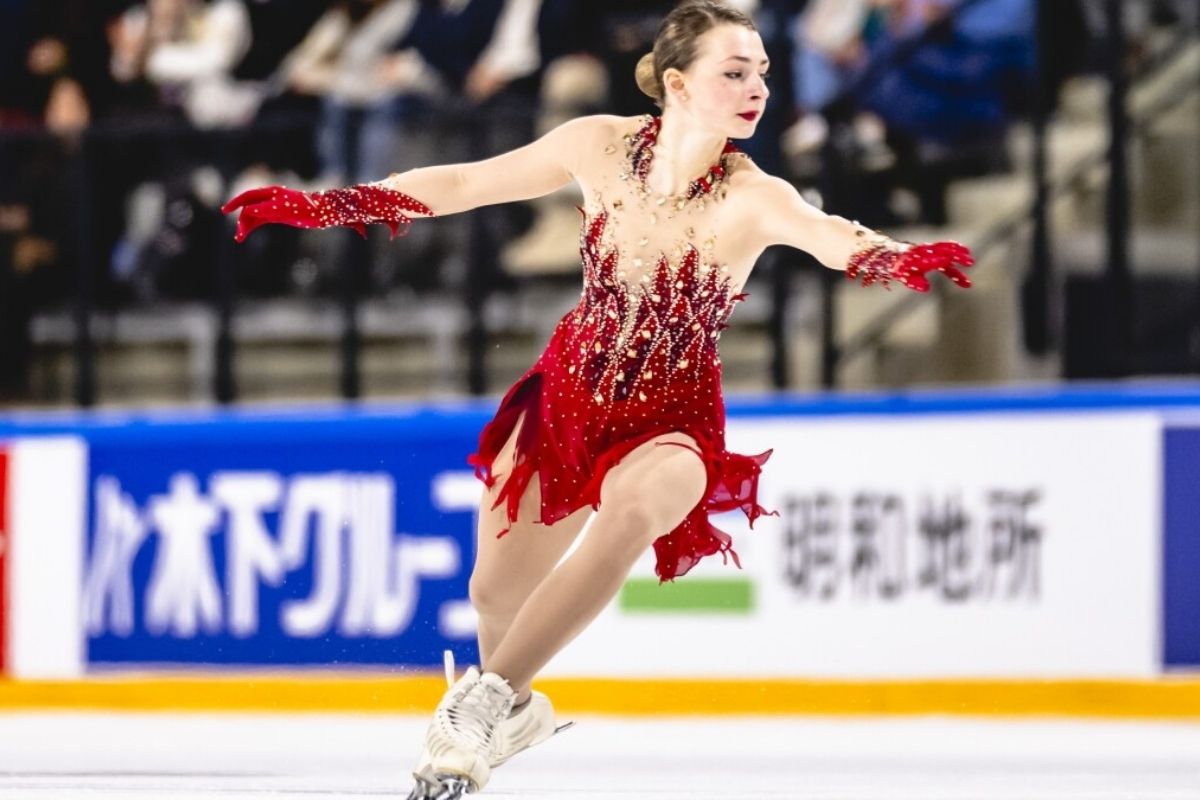 Sarah Everhardt filling Alysa spot