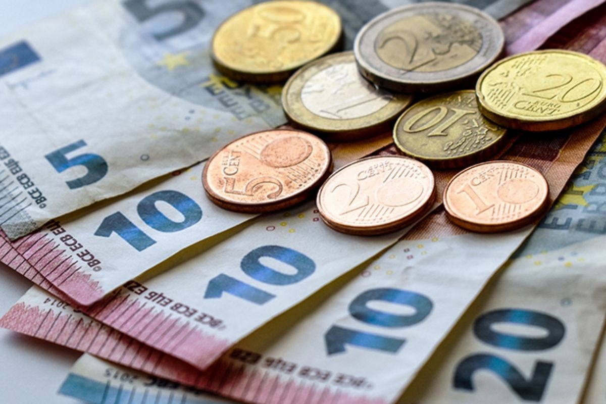 Italian Currency