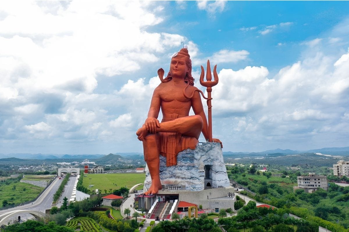 Vishwas Swaroopam Statue of Belief India